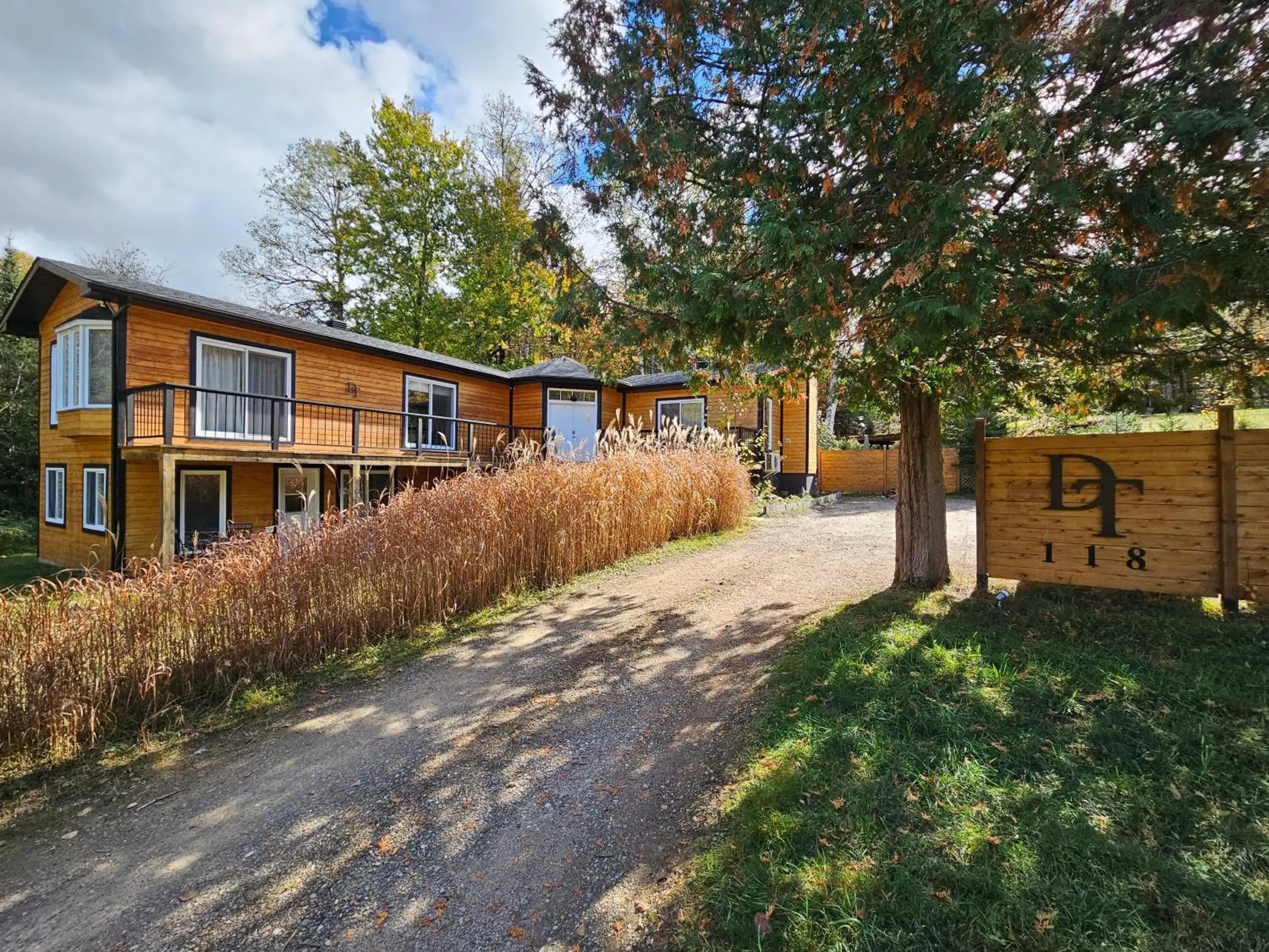 Le DEN de Tremblant Le DEN de Tremblant