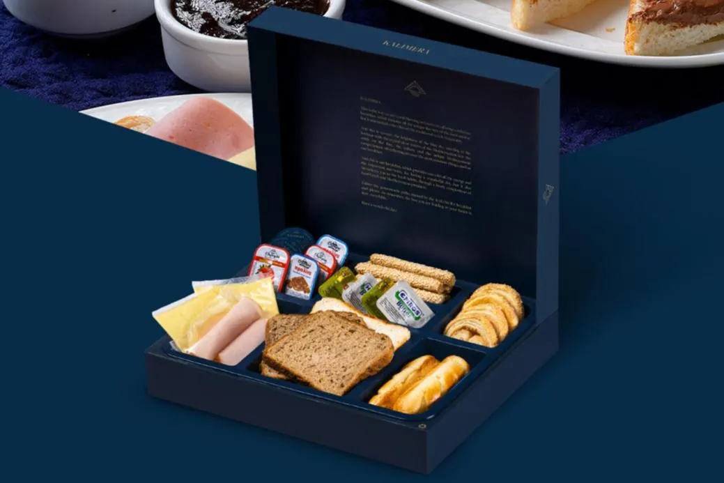 Breakfast in Loena Luxury Suites