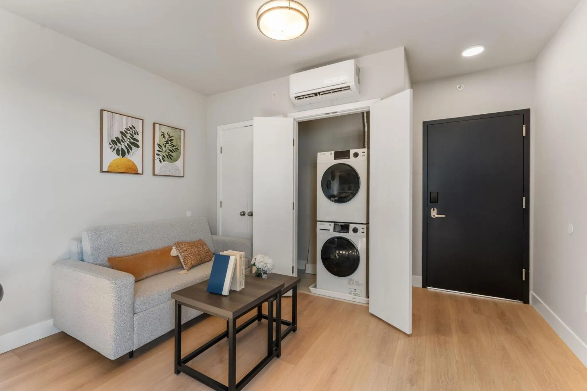 laundry in 4211 Suites