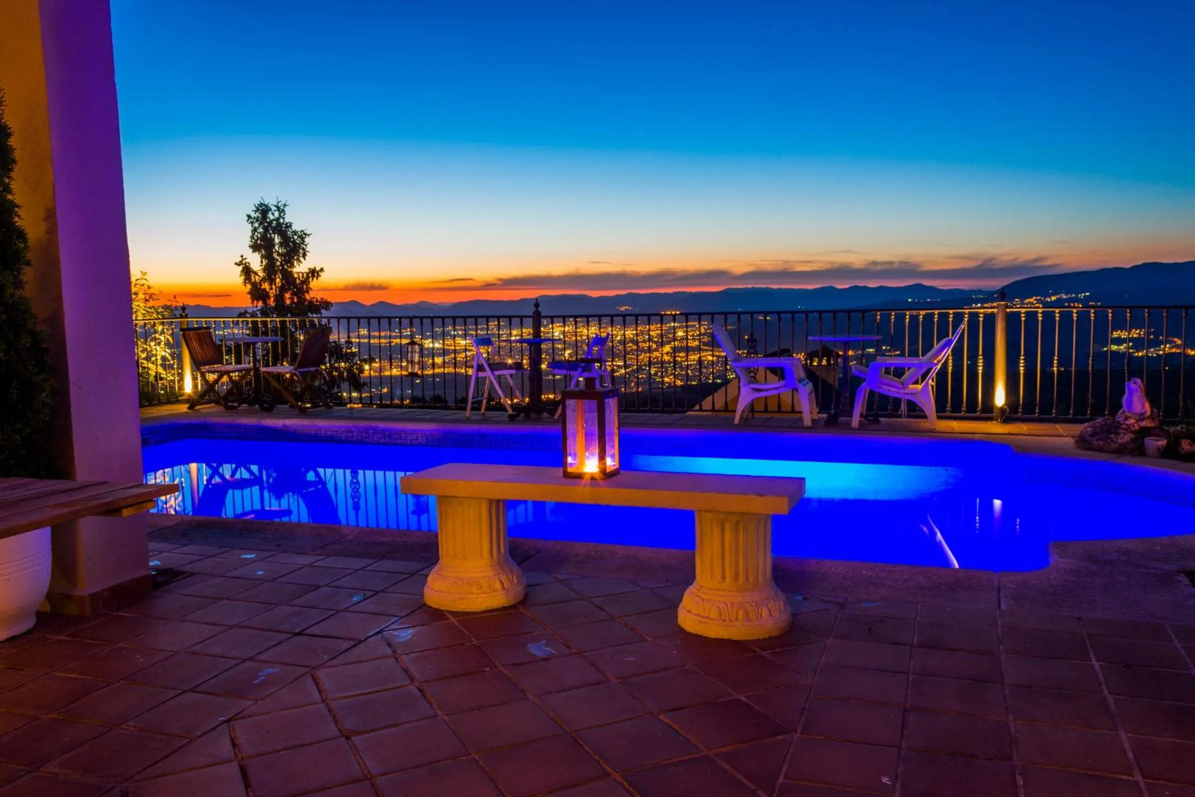 Summer in Hotel El Balcon de las nieves