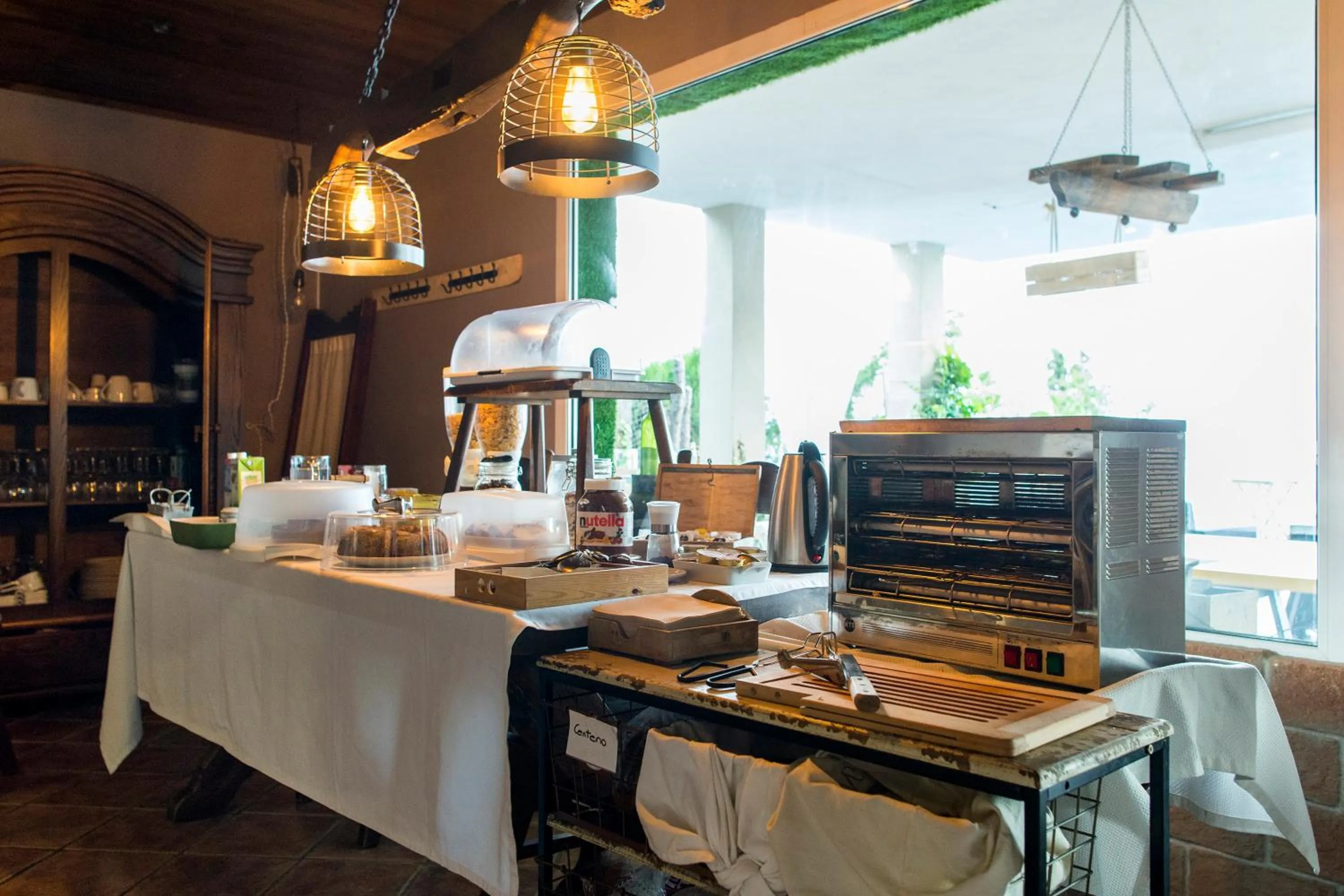 Restaurant/places to eat in Hotel El Balcon de las nieves