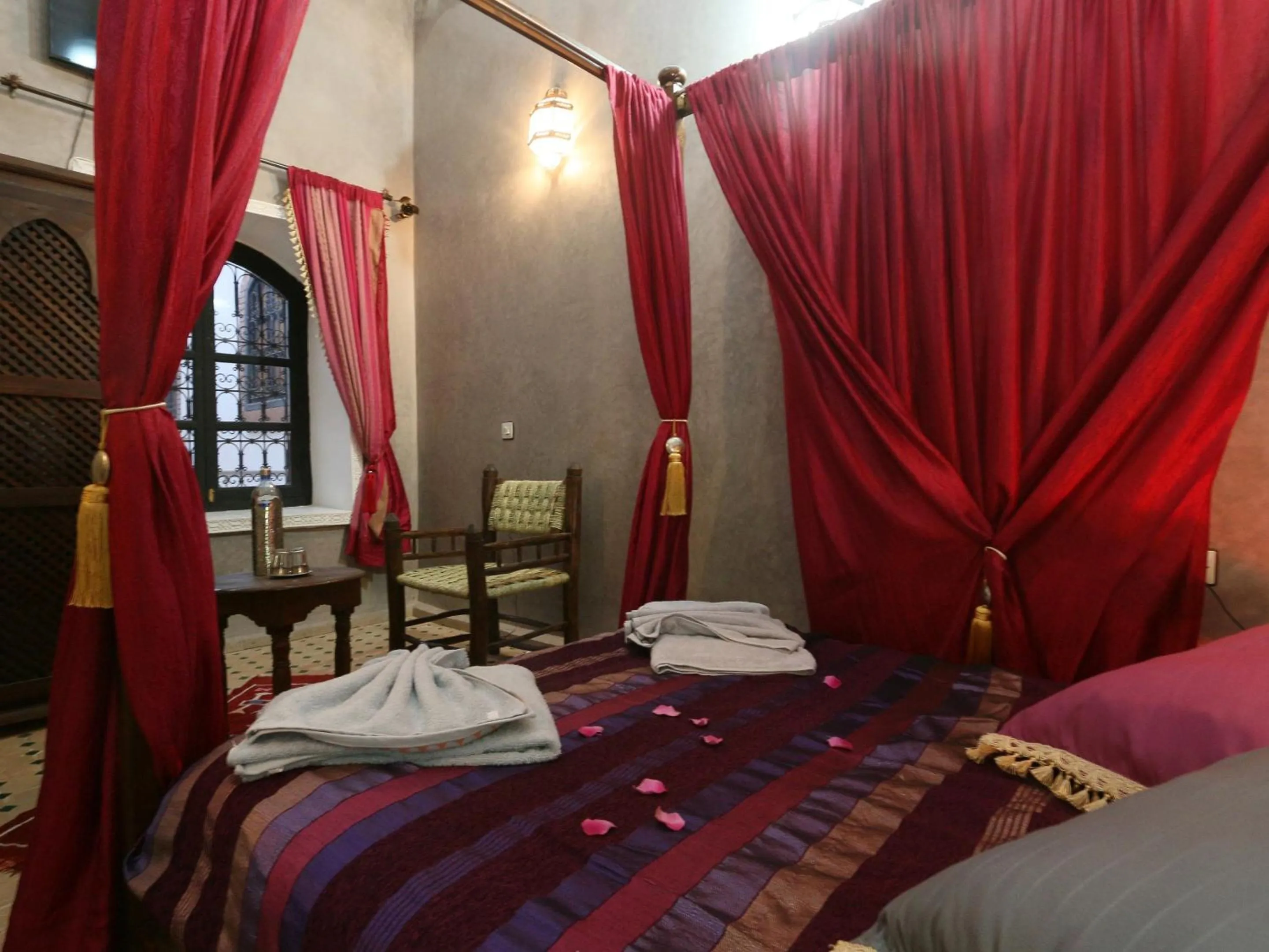 Bedroom, Bed in Riad El Bellar