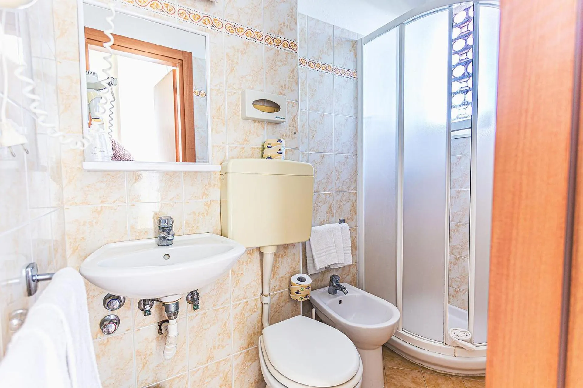 Bathroom in Hotel Buenos Aires