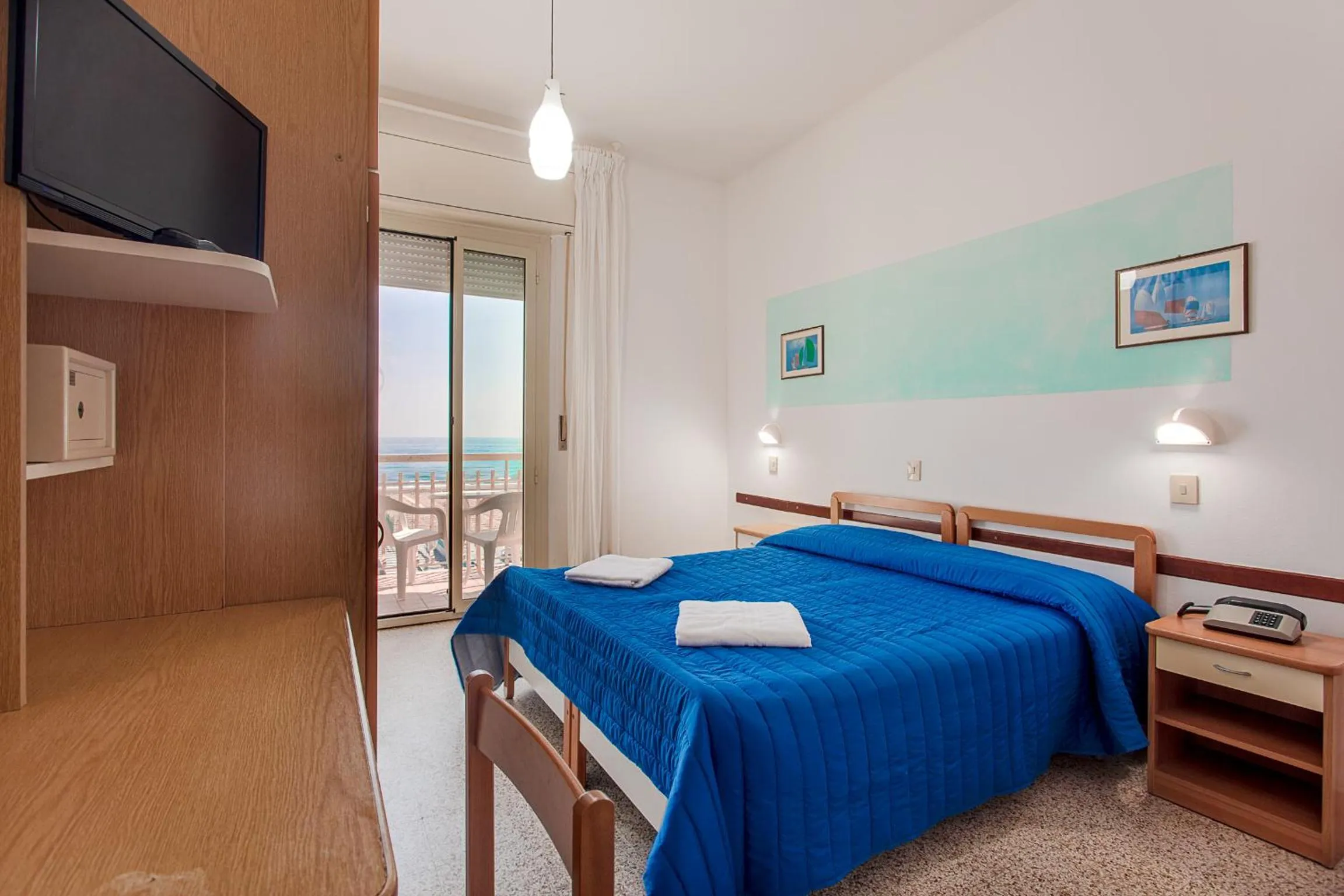 Bed in Hotel Buenos Aires