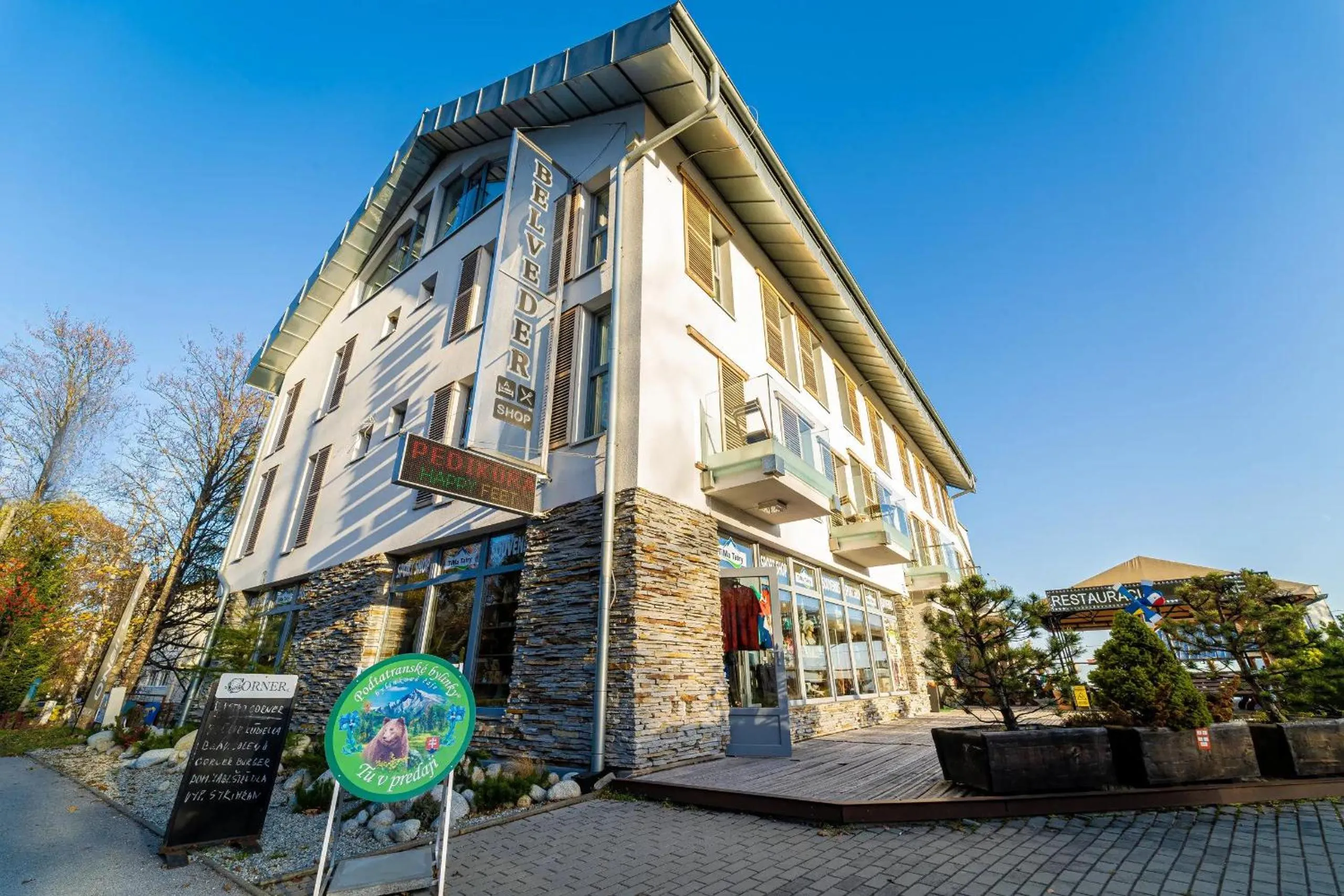 Property building in Aparthotel Belveder