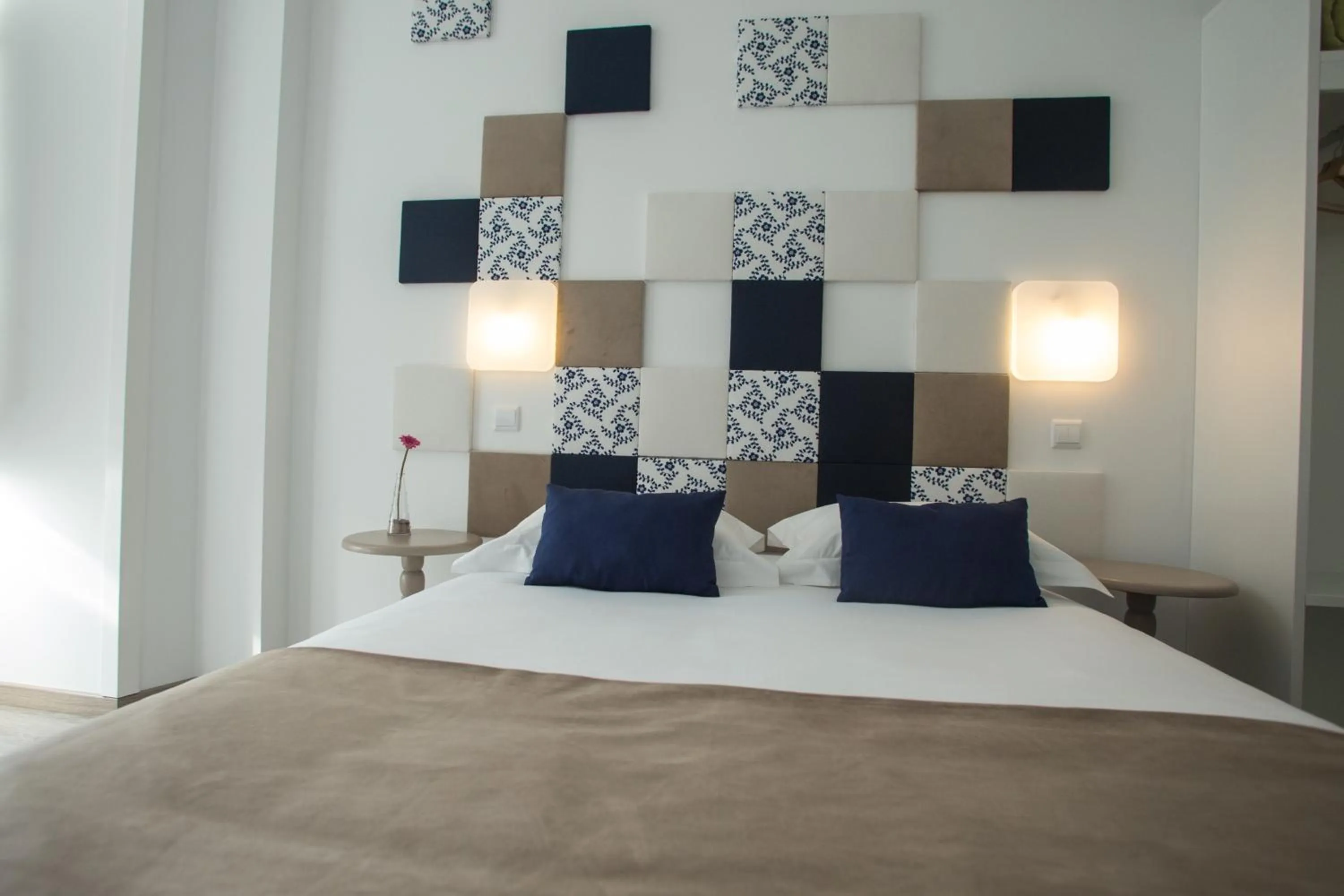 Bedroom, Bed in Thomar Story - Guest House