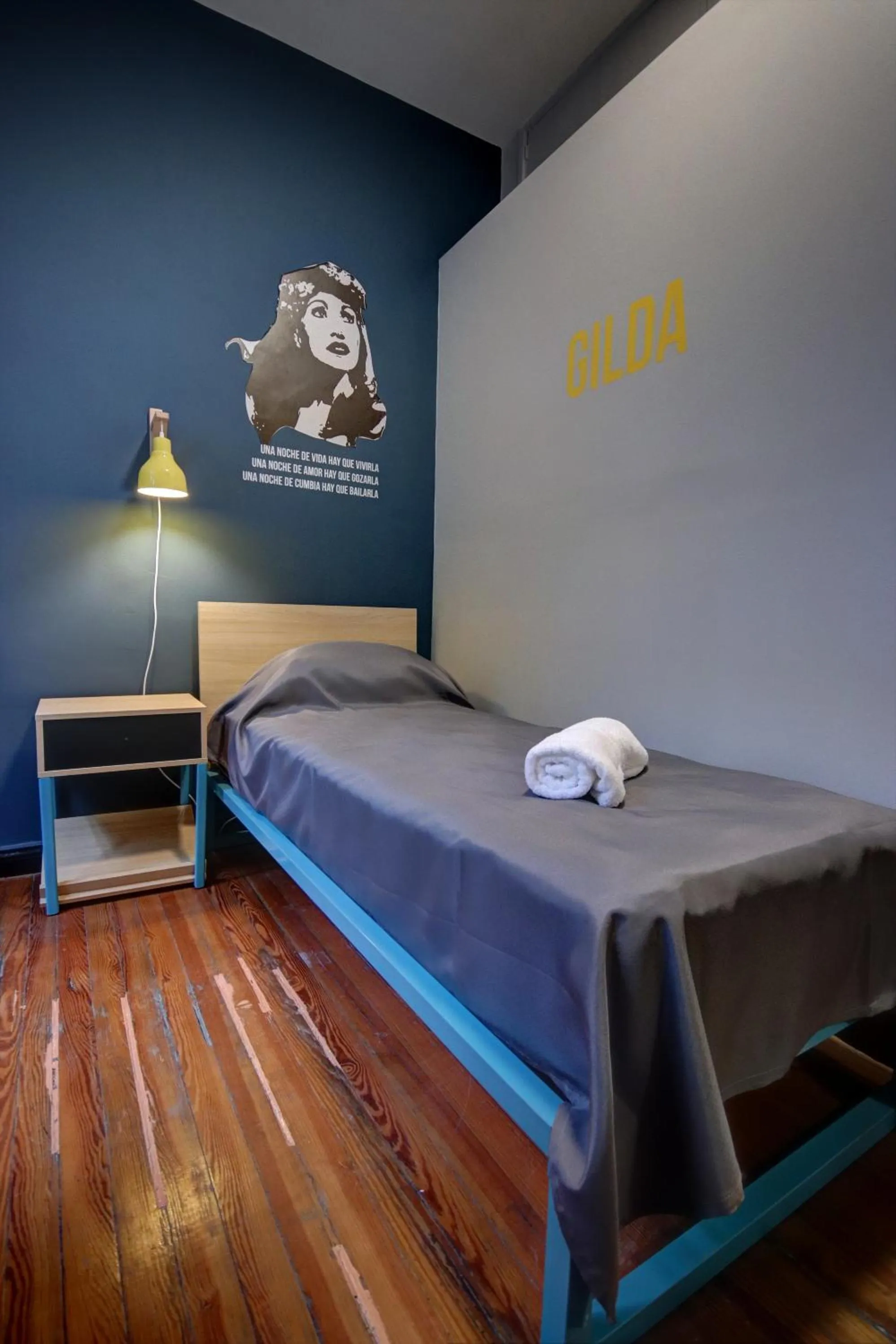 Photo of the whole room, Bed in Play Hostel Garden