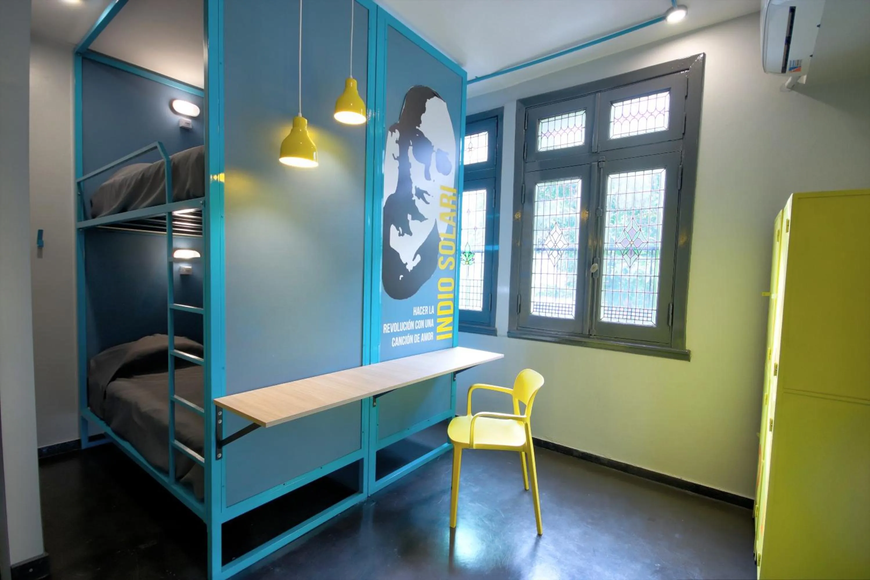 Photo of the whole room, Bed in Play Hostel Garden