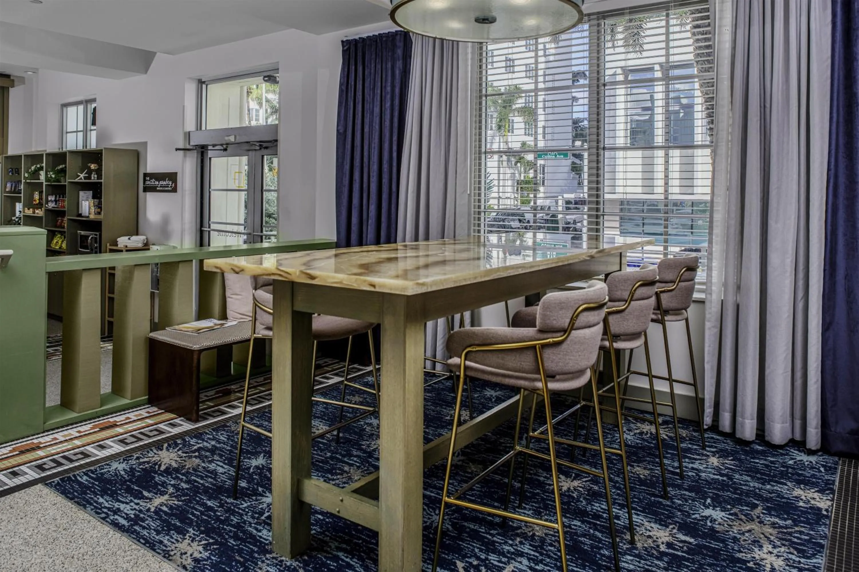 Lobby or reception in Hilton Garden Inn Miami South Beach