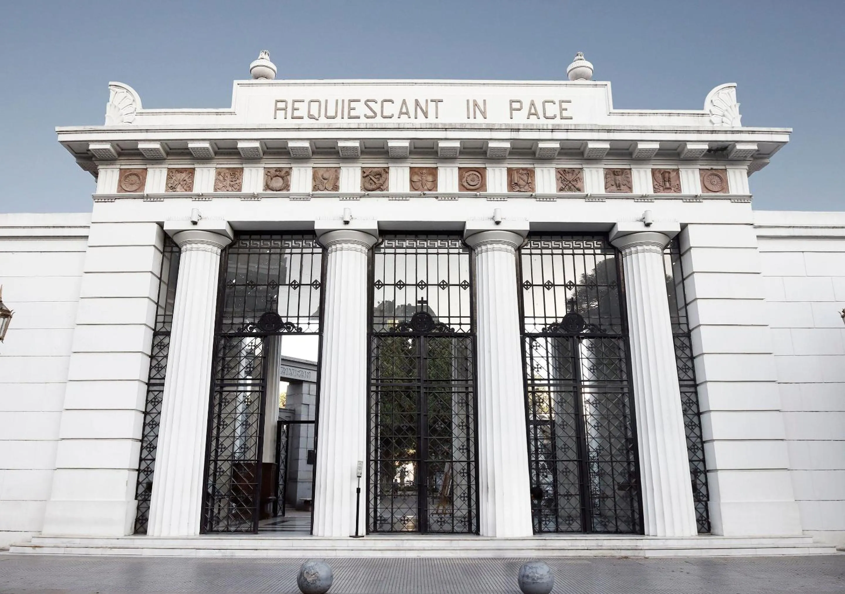 Neighbourhood in Reco by DOT Suites