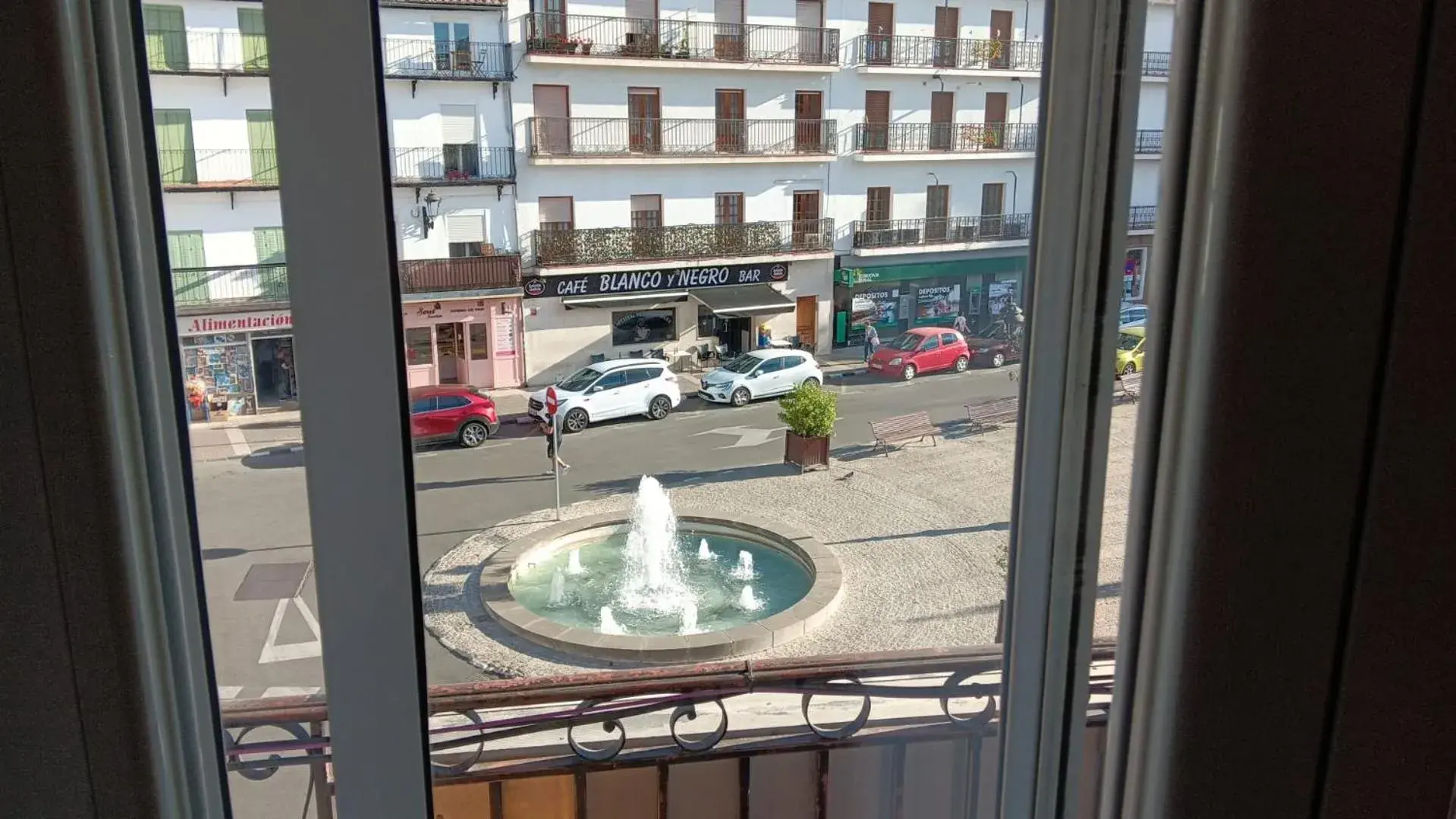 One-Bedroom Apartment with Balcony and City View in Hotel Arganda One-Bedroom Apartment with Balcony and City View in Hotel Arganda