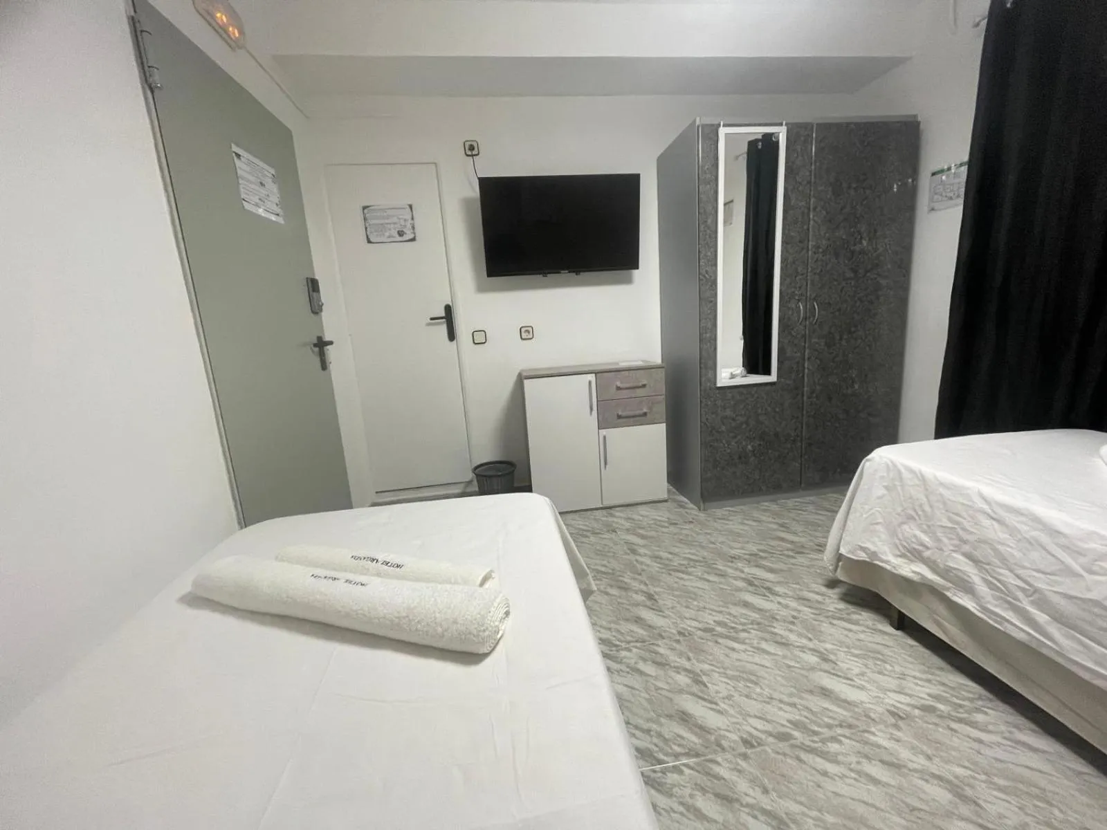 TV and multimedia, Bed in Hotel Arganda