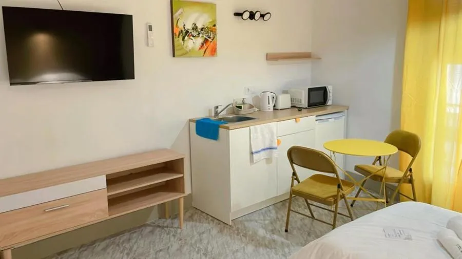 Kitchen or kitchenette in Hotel Arganda