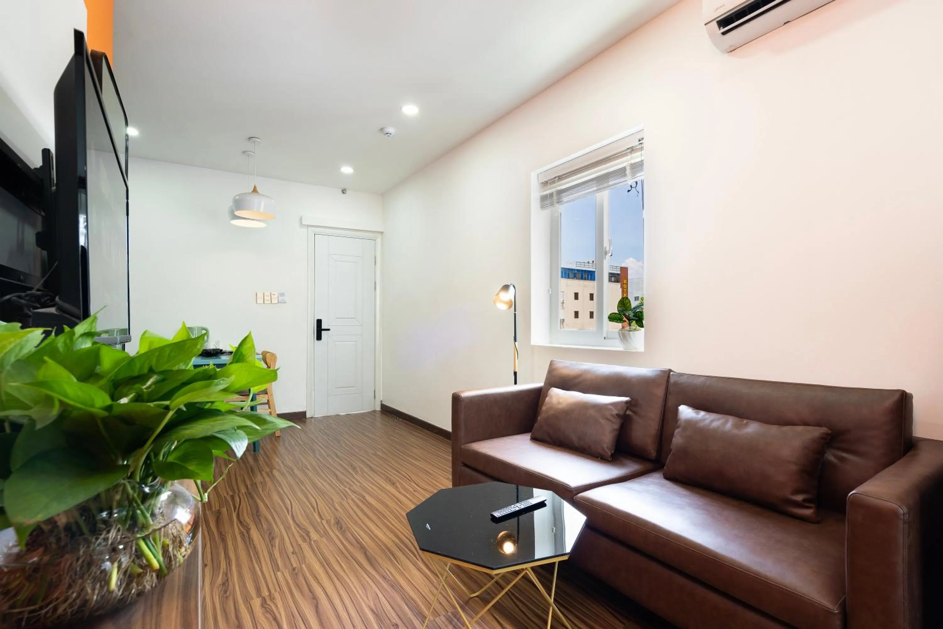 Living room in Mari Queen Hotel - Suong Nguyet Anh