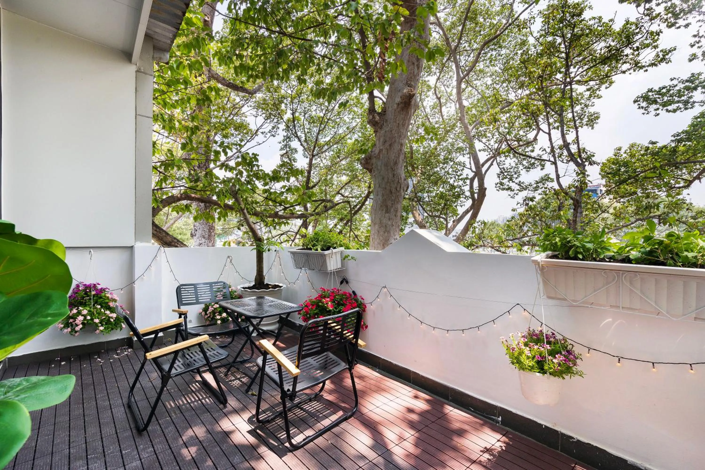 Balcony/Terrace in Mari Queen Hotel - Suong Nguyet Anh