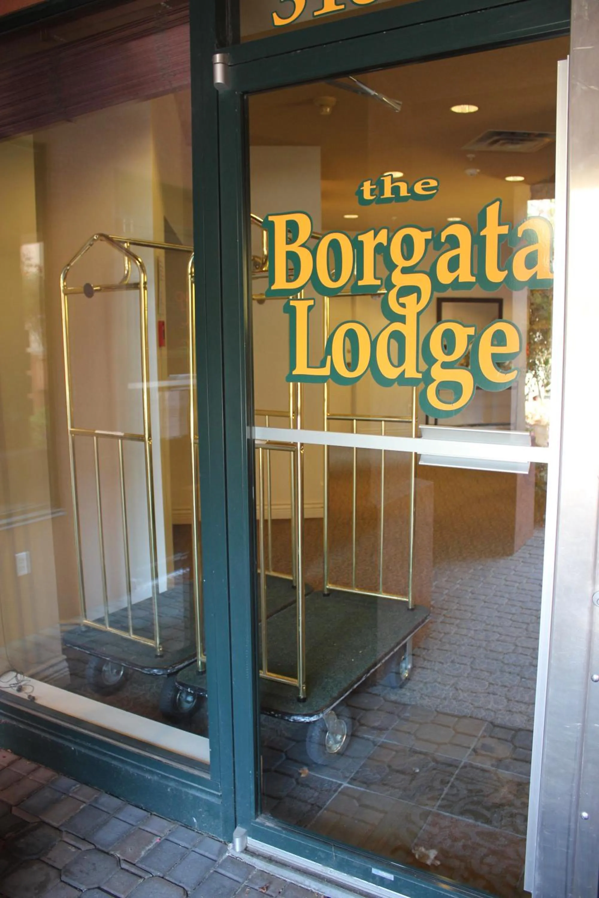 Borgata Lodge Resort