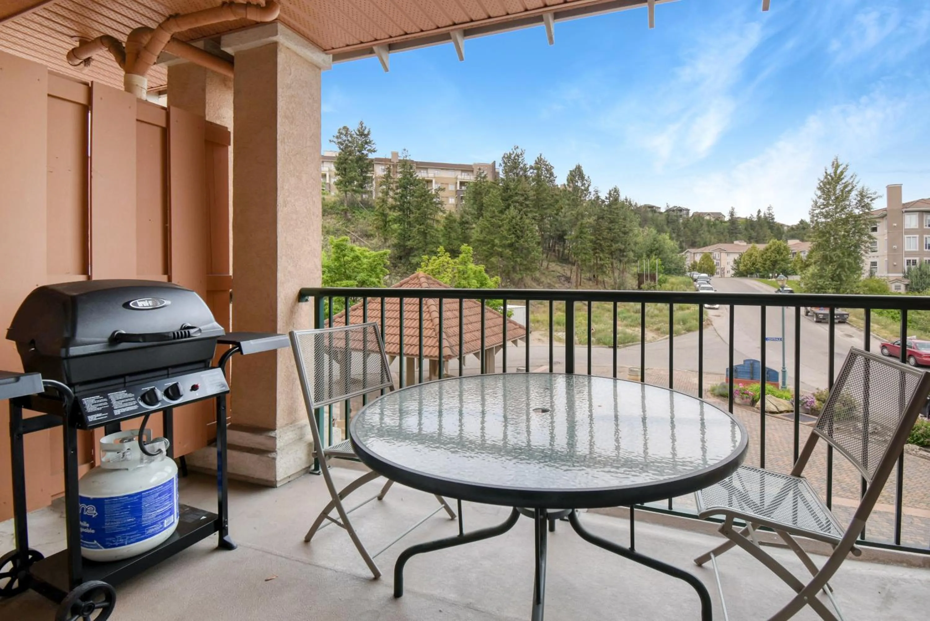 Borgata Lodge Resort