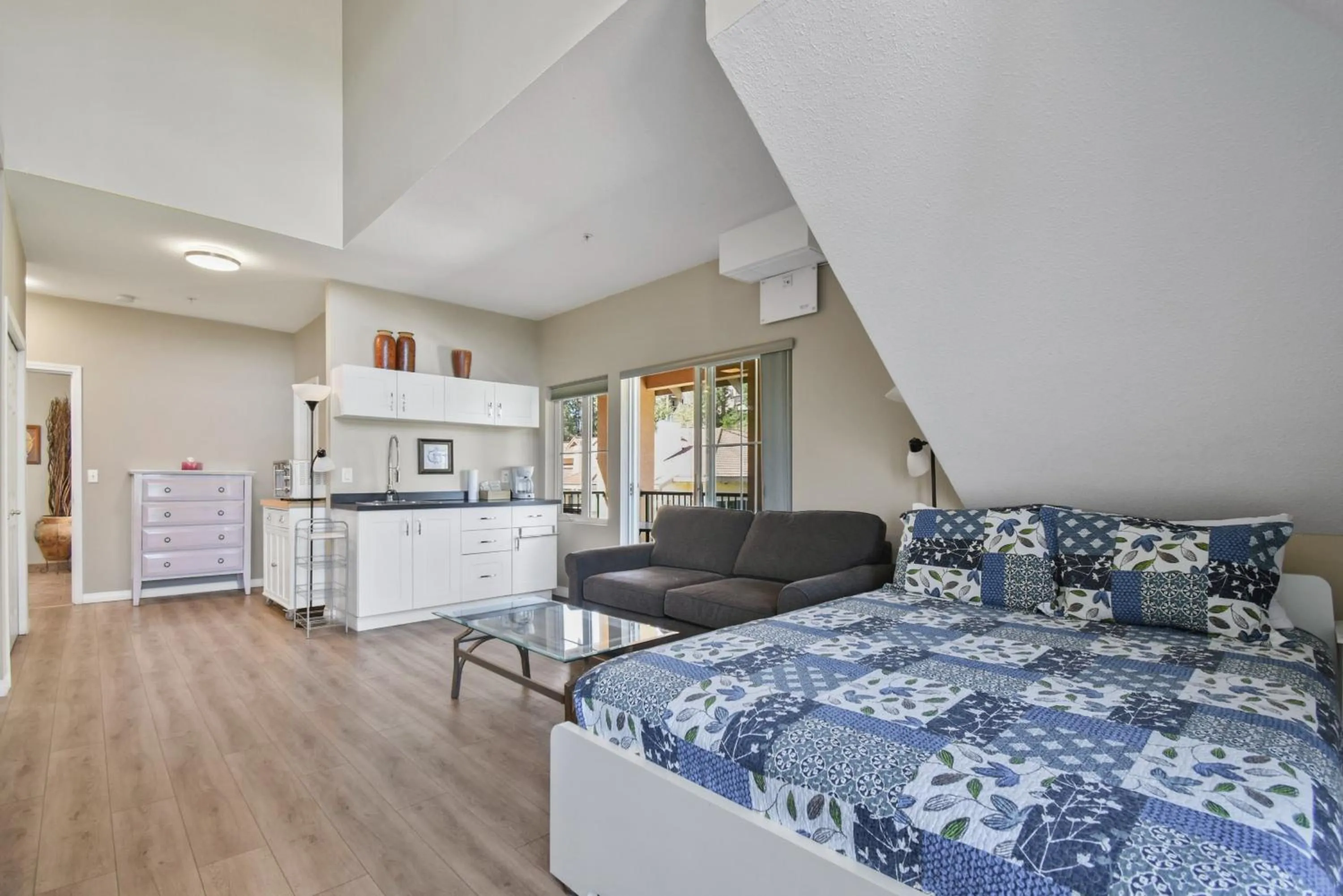 Bed in Borgata Lodge Resort