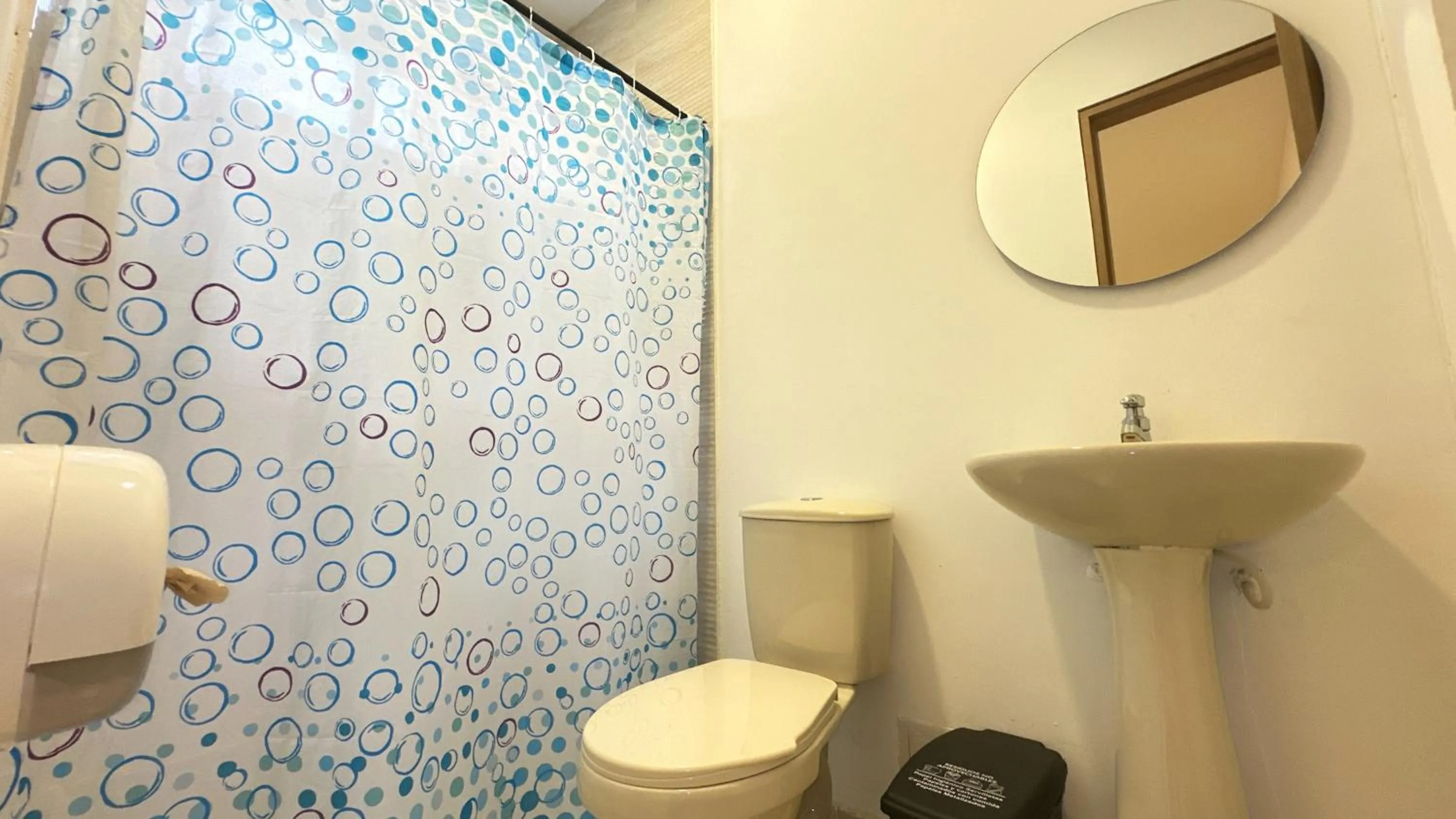 Toilet in Hotel Taybo Kai By St Hoteles