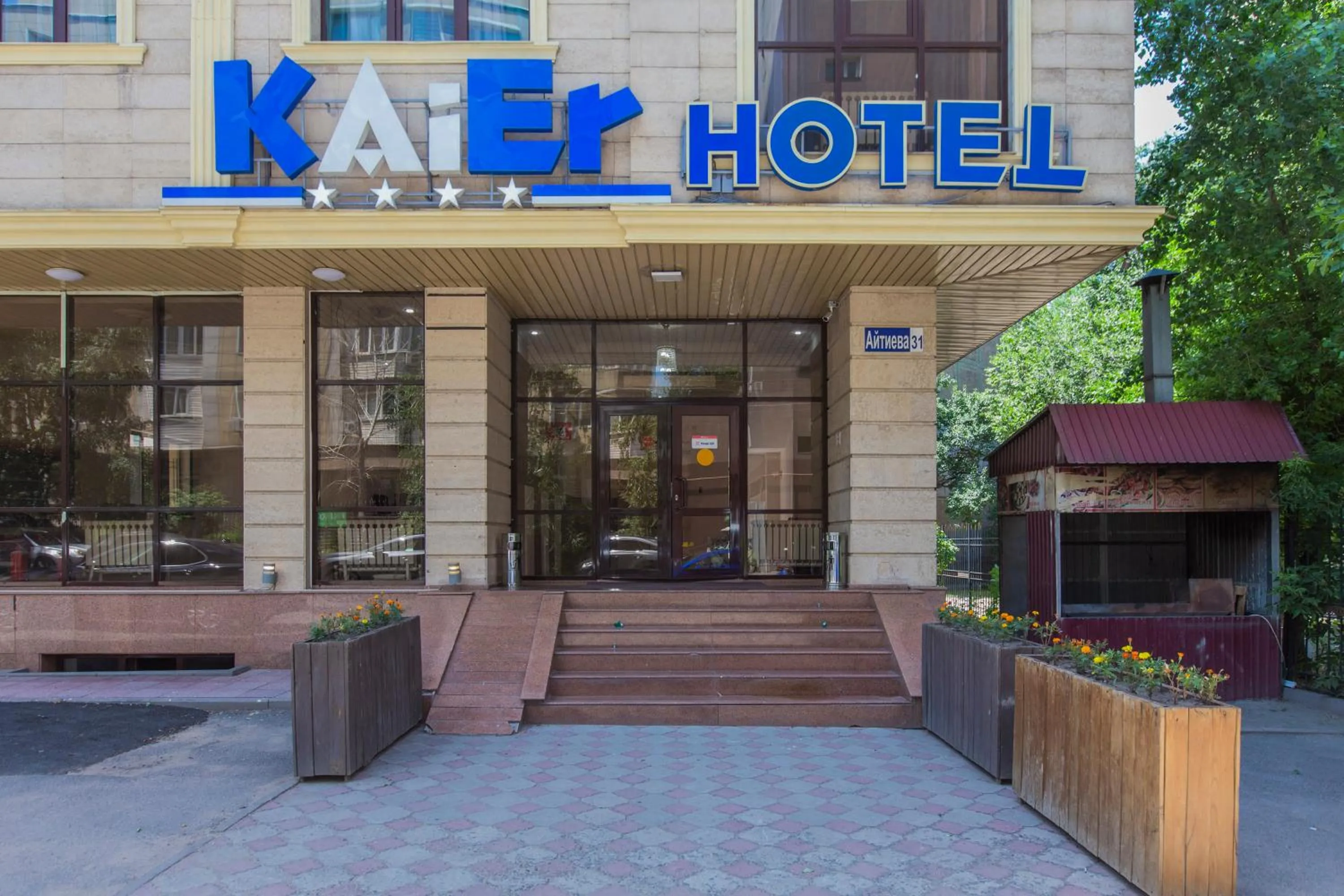 Property building in KAIER Hotel