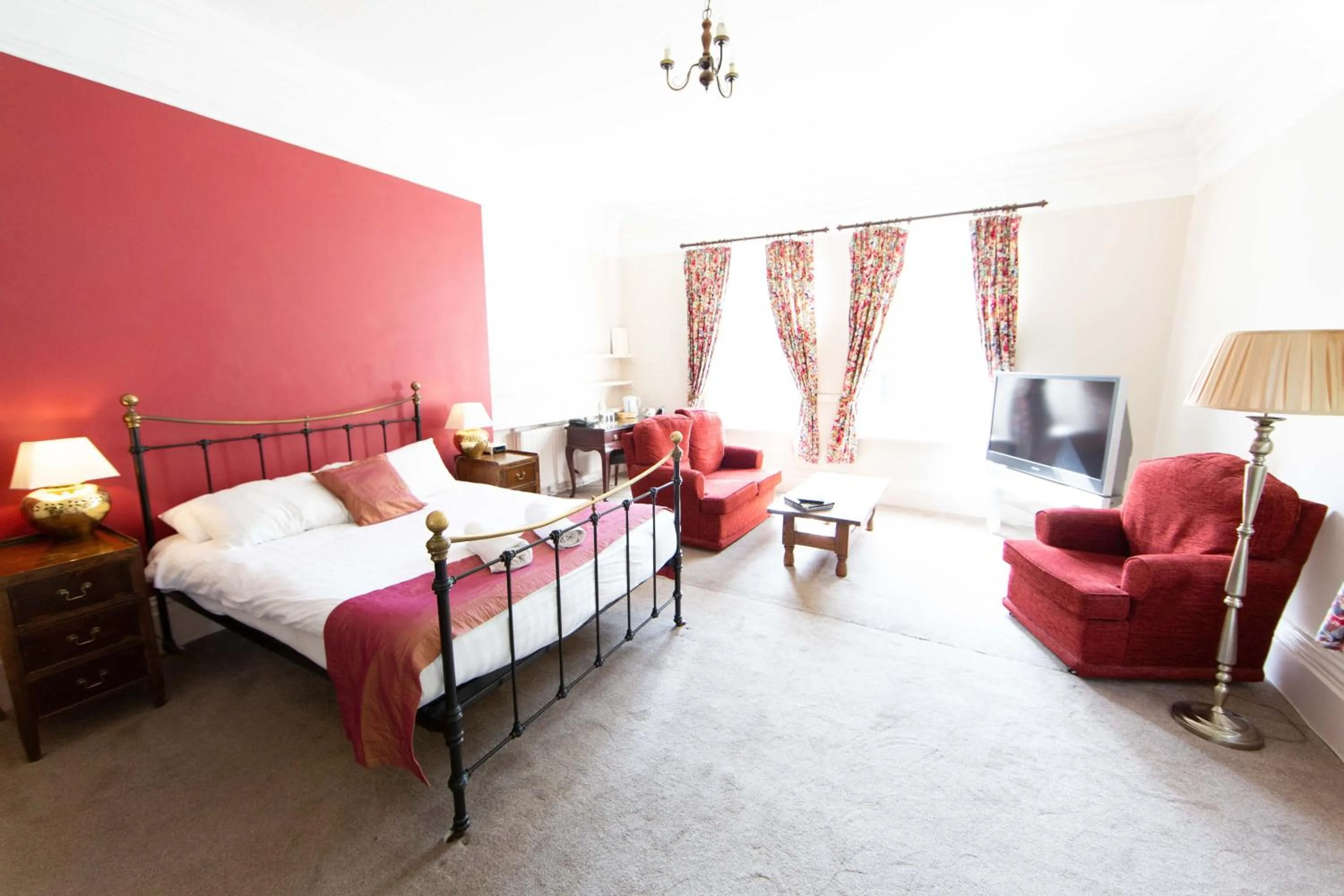 Bed in Heritage Grange at Thurston, Hotel