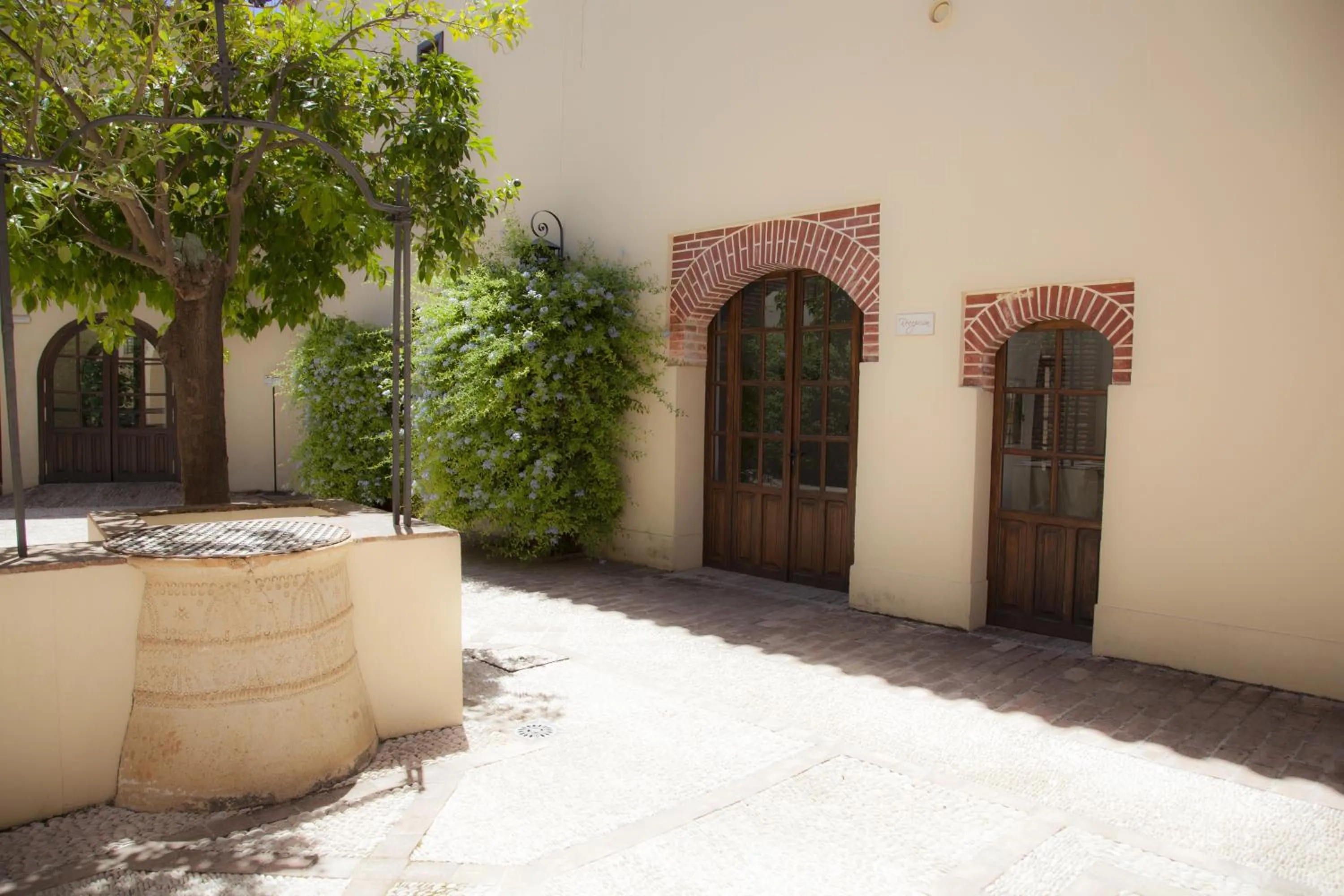 Lobby or reception in Hospedería Convento de Santa Clara