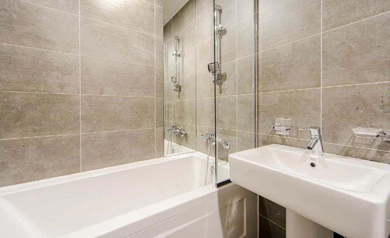 Shower in Hotel French code Myeongji