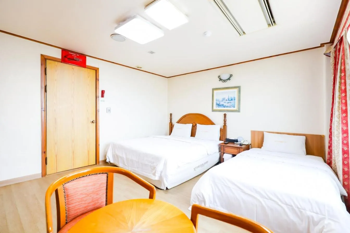 Bed in Newvera Hotel