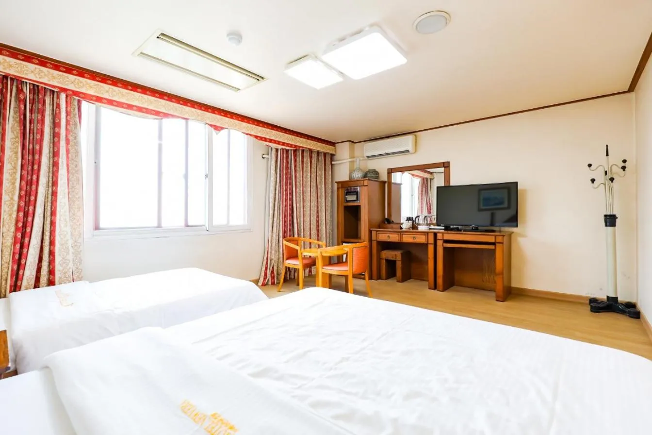 Bed in Newvera Hotel