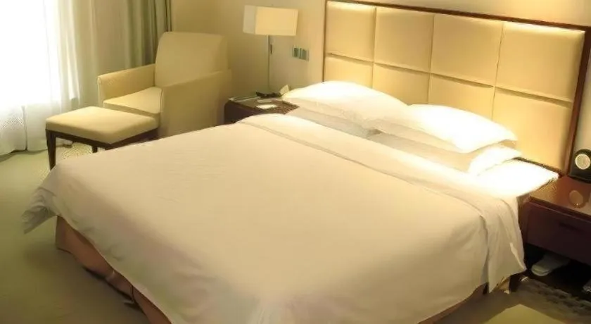 Bed in Xiamen Fortune Hotel