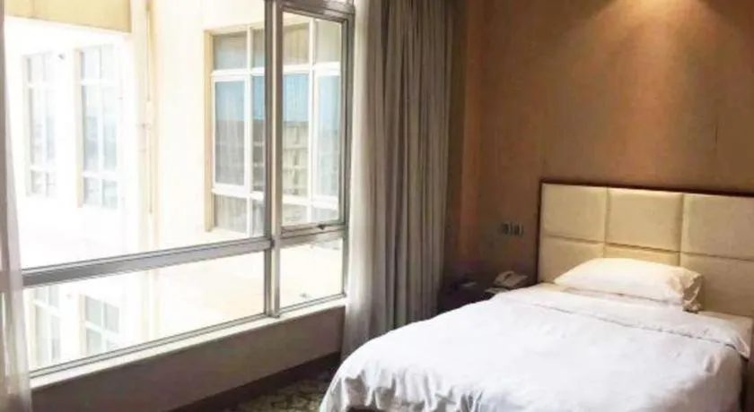 Bed in Xiamen Fortune Hotel