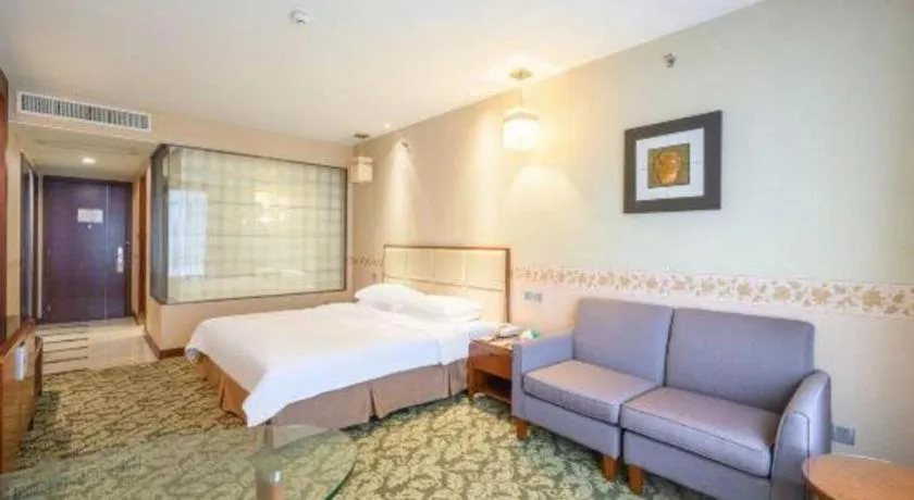 Bed in Xiamen Fortune Hotel