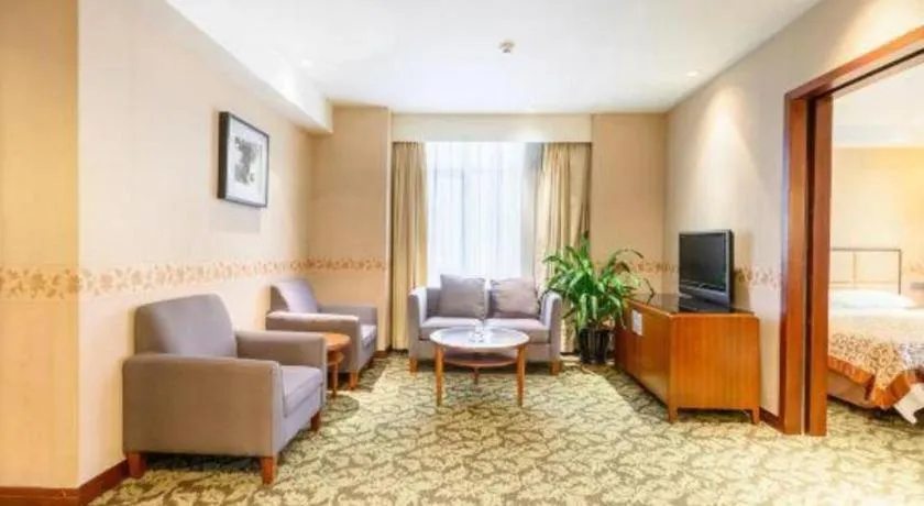 Bed in Xiamen Fortune Hotel