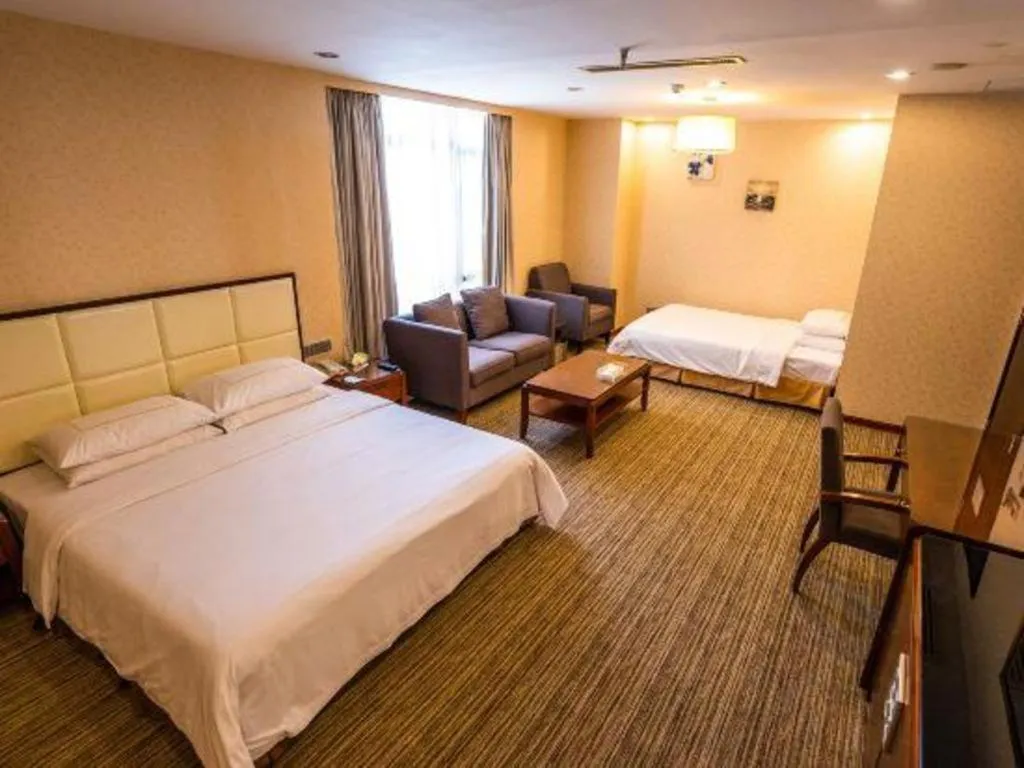 Bed in Xiamen Fortune Hotel