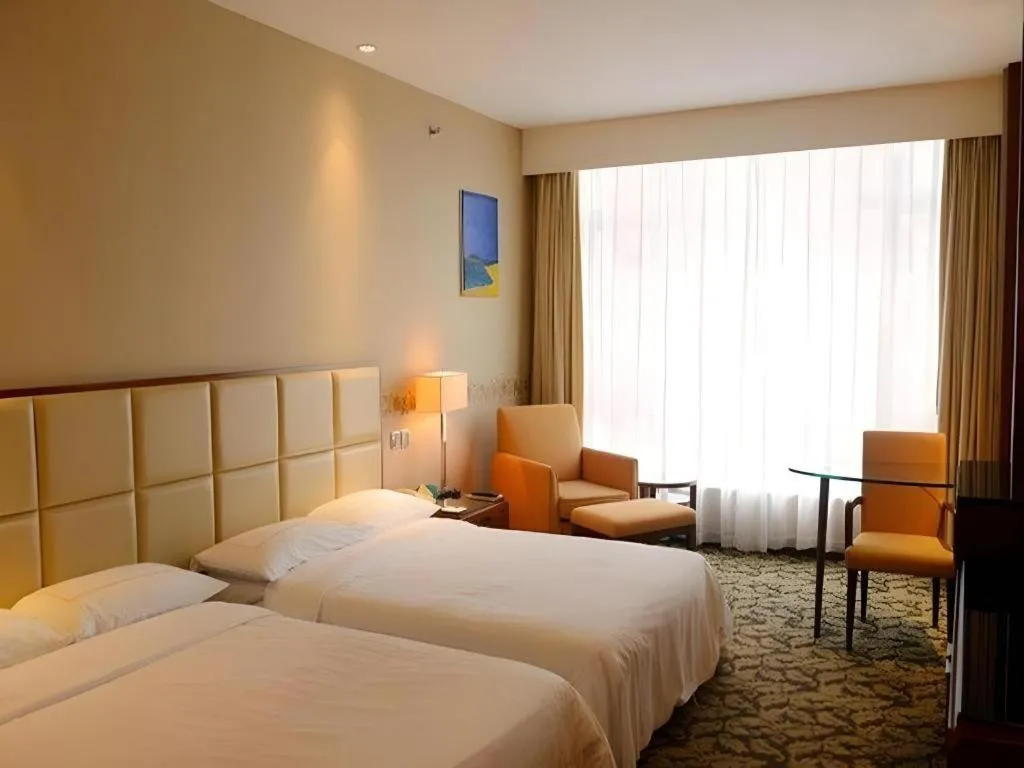 Bed in Xiamen Fortune Hotel