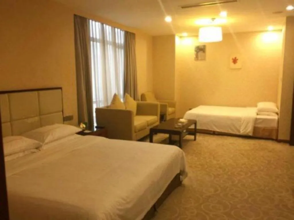 Bed in Xiamen Fortune Hotel