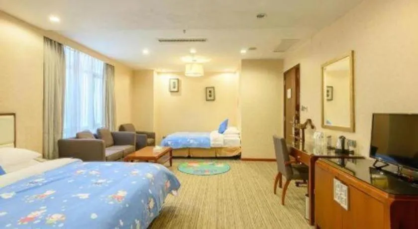 Bed in Xiamen Fortune Hotel