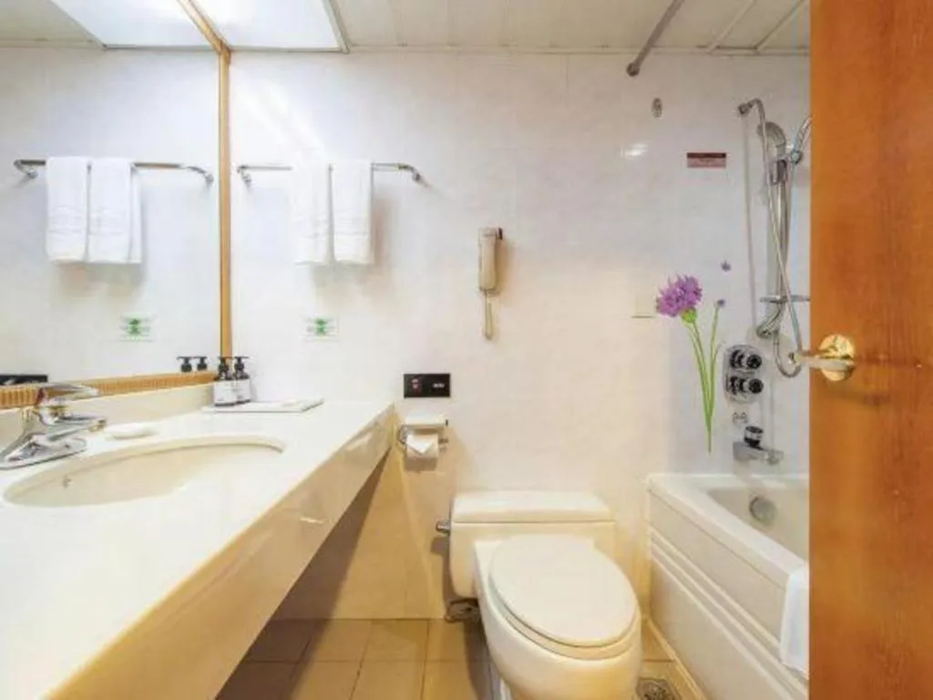 Dalian Zhongshan Hotel