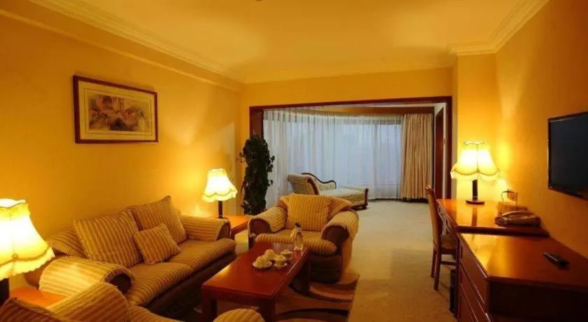 Dalian Zhongshan Hotel