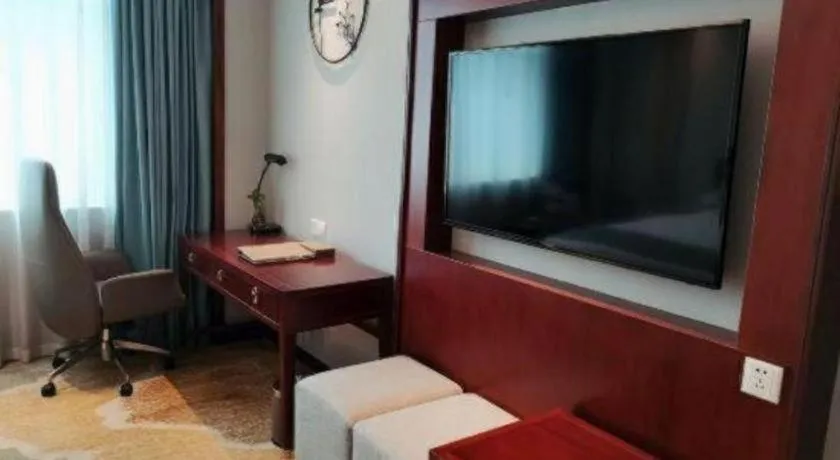 Yiyang Huatian Hotel