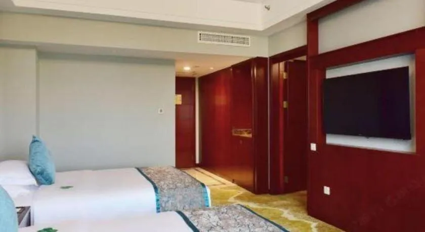 Bed in Yiyang Huatian Hotel