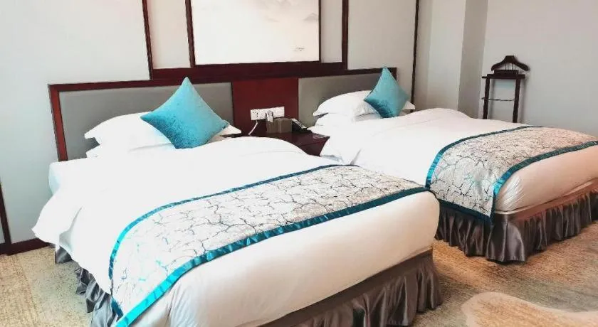 Bed in Yiyang Huatian Hotel