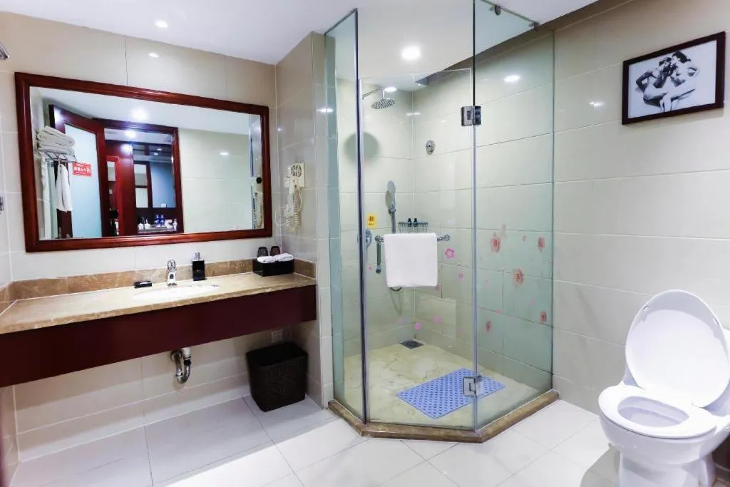 Yiyang Huatian Hotel