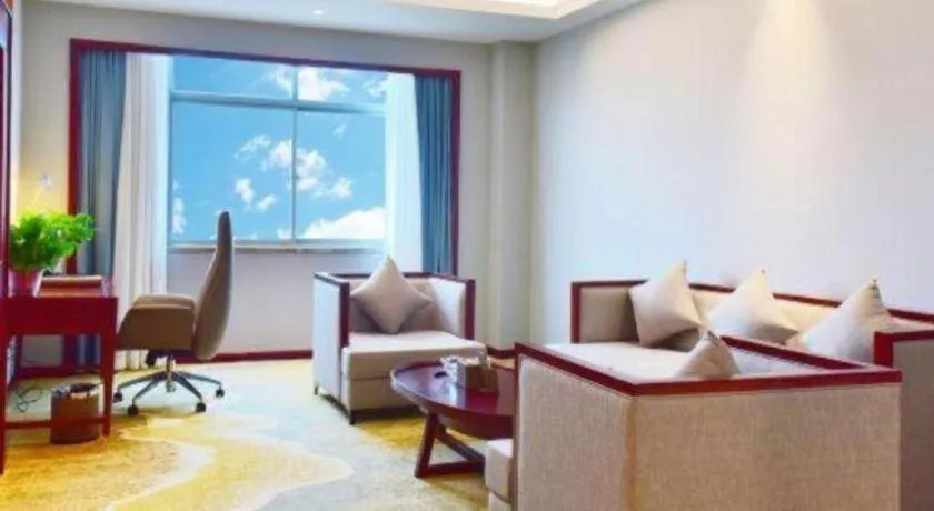 Yiyang Huatian Hotel