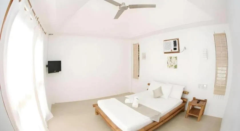 Bed in Elysia Beach Resort