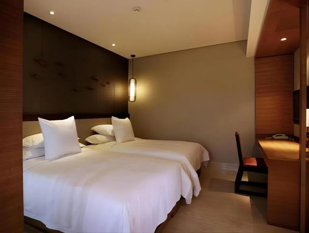 Phoenix Waterside Gloria Resort Sanya