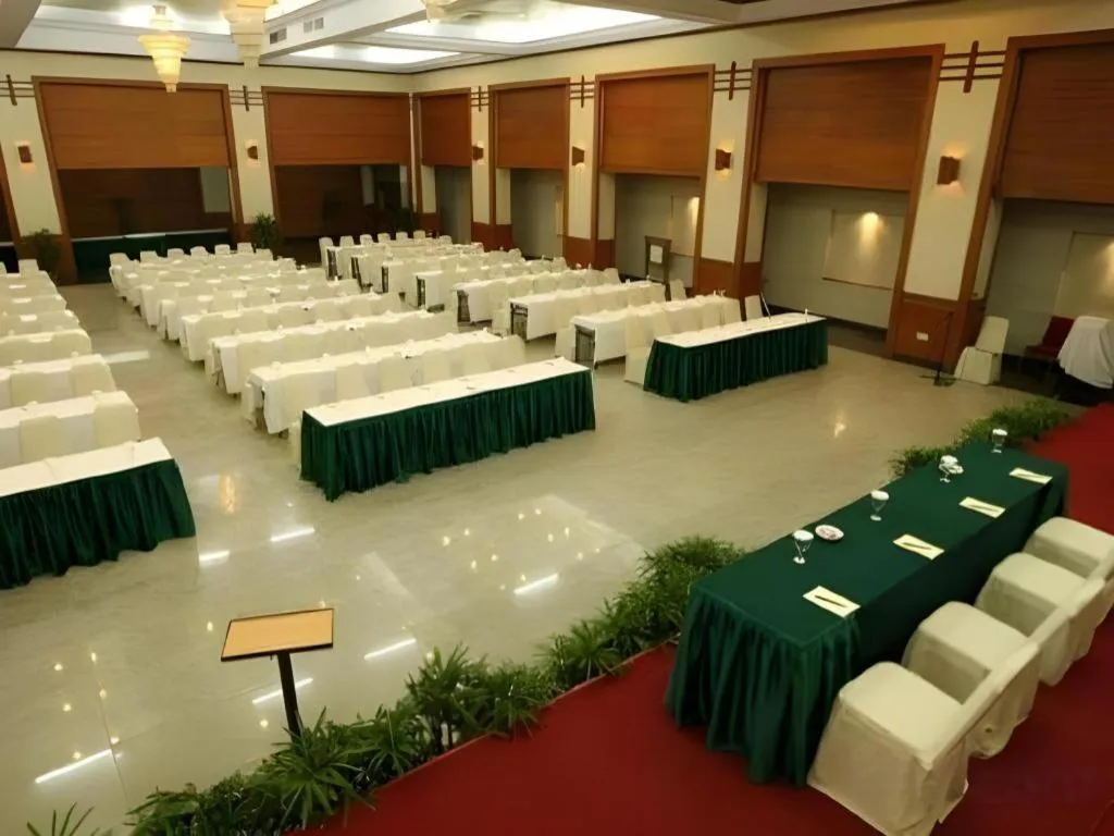 Makassar Golden Hotel