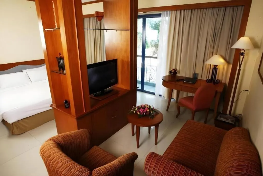 Bed in Makassar Golden Hotel