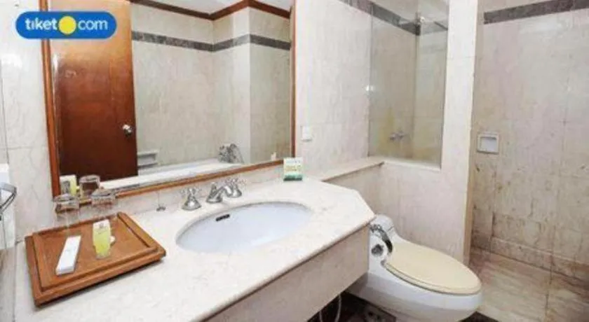 Makassar Golden Hotel