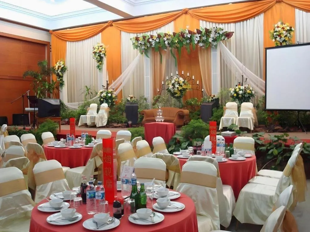 Makassar Golden Hotel